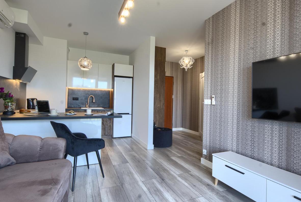 Mayad Residence Варшава Экстерьер фото