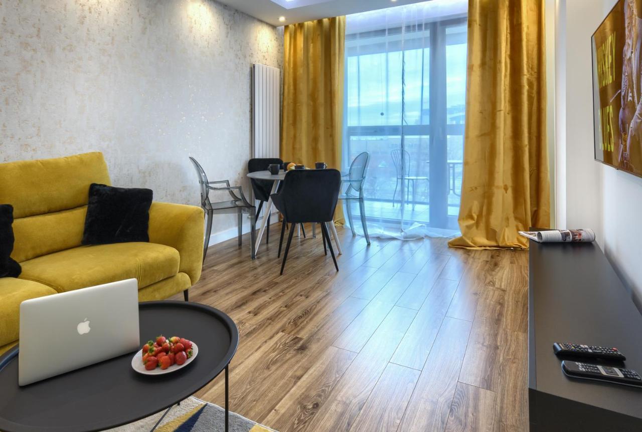 Mayad Residence Варшава Экстерьер фото