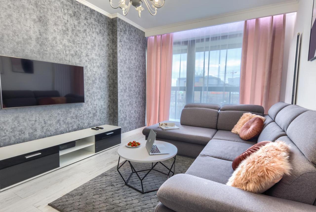 Mayad Residence Варшава Экстерьер фото
